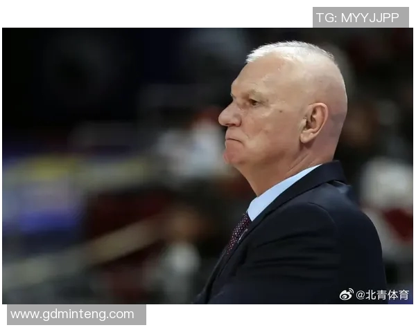 活塞队创下28连败历史新纪录主帅辞职球员泪洒更衣室引发热议