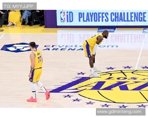 火箭与湖人激战正酣2003年1月17日经典对决回顾